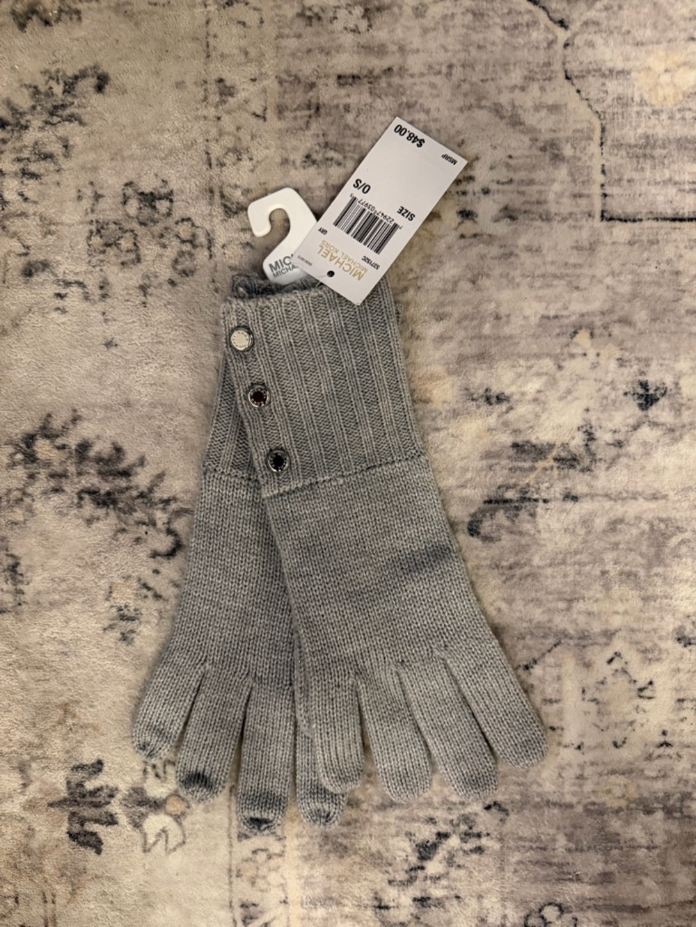 Michael Michael Kors Gray Knit Gloves One Size NWT Button Detail